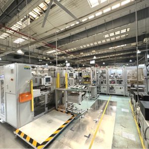 奥迪B10汽车主驾驶安全气囊生产线